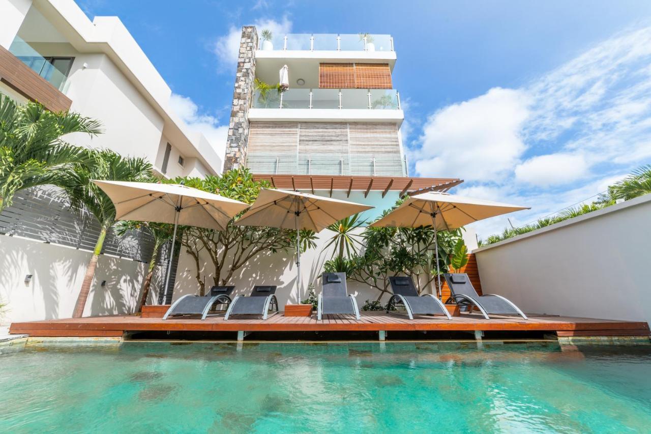Beachcove Pereybere Beach Bagian luar foto