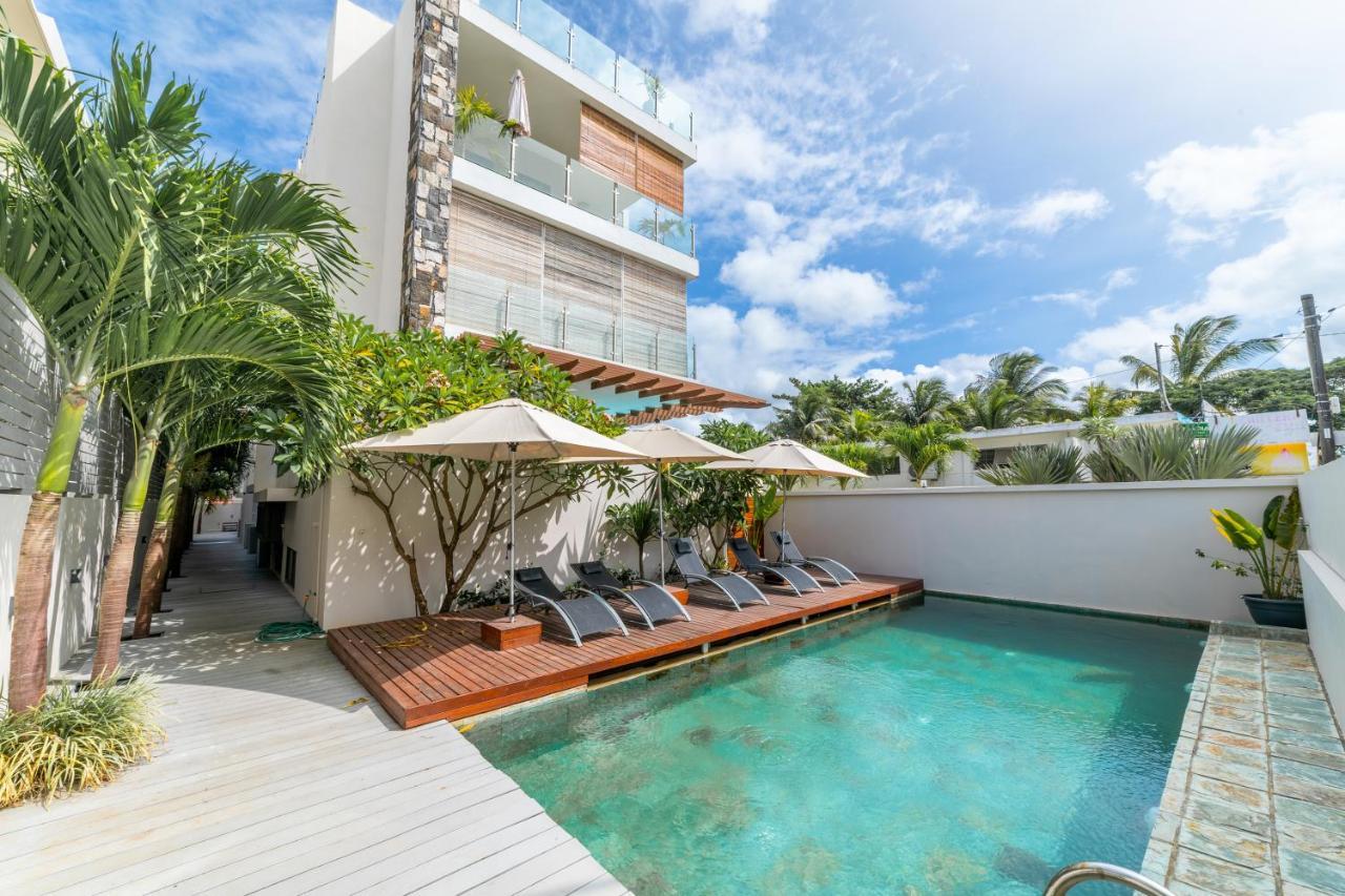 Beachcove Pereybere Beach Bagian luar foto