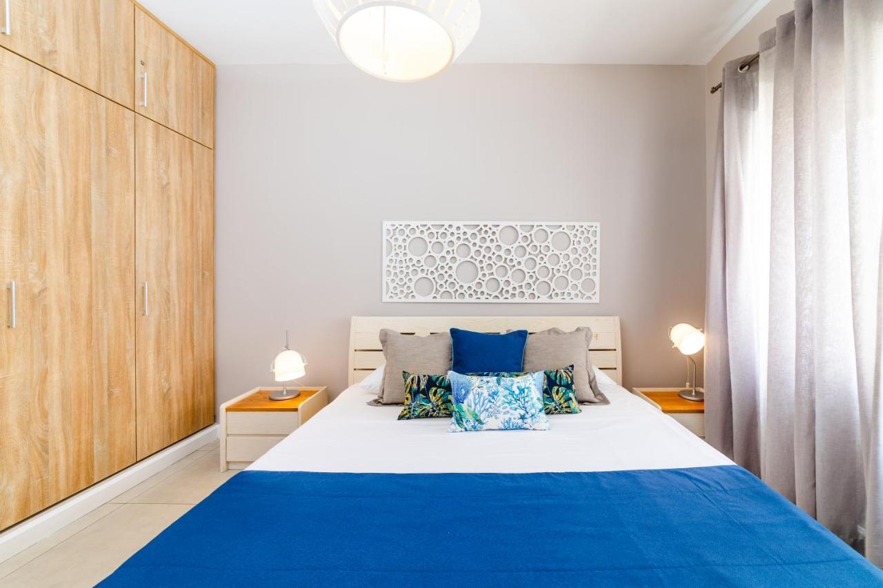 Beachcove Pereybere Beach Bagian luar foto