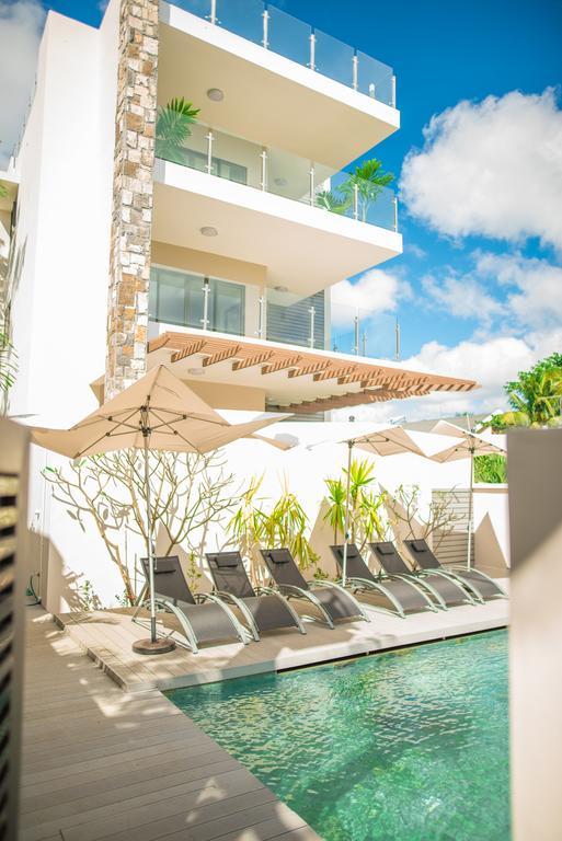 Beachcove Pereybere Beach Bagian luar foto